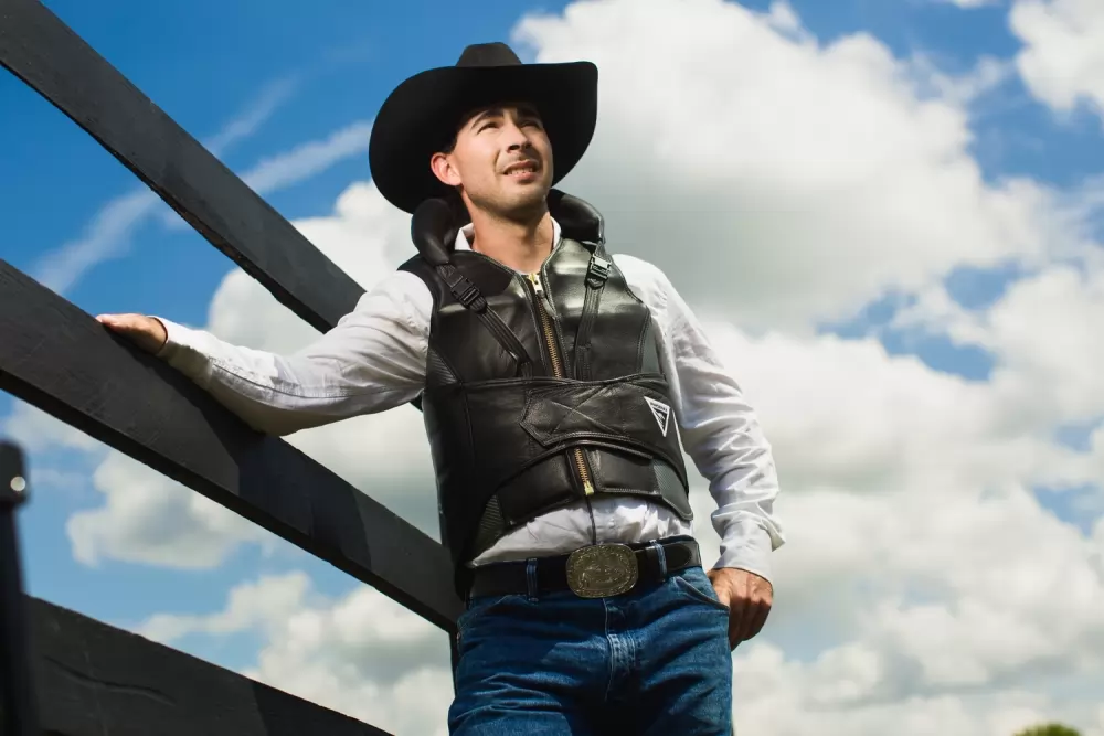 Phoenix Finalist Leather Protective Rodeo Vest - Image 3