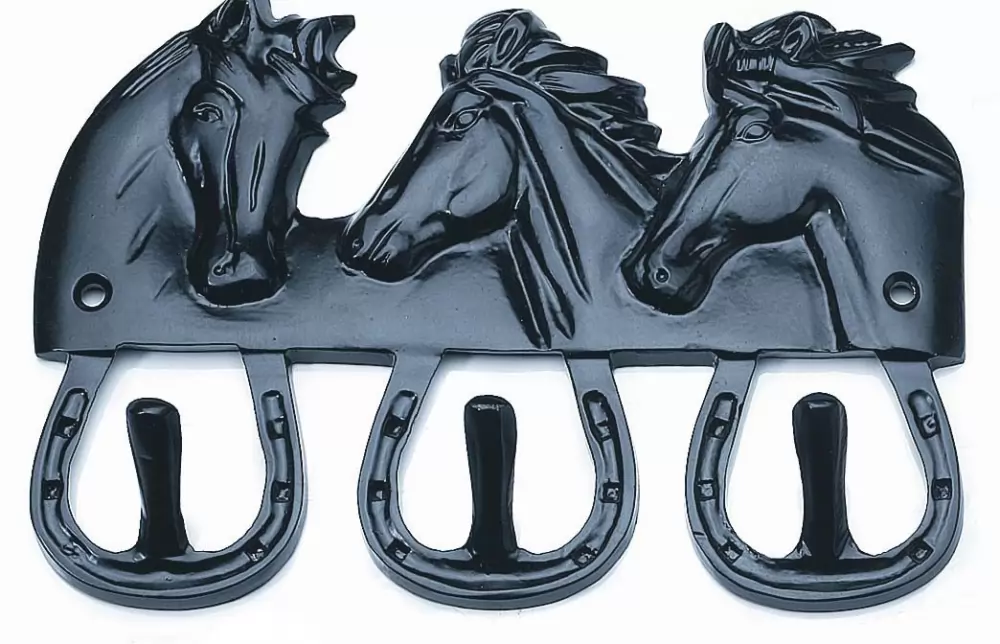 Horse Fare Three Hooks With Three Horse Heads